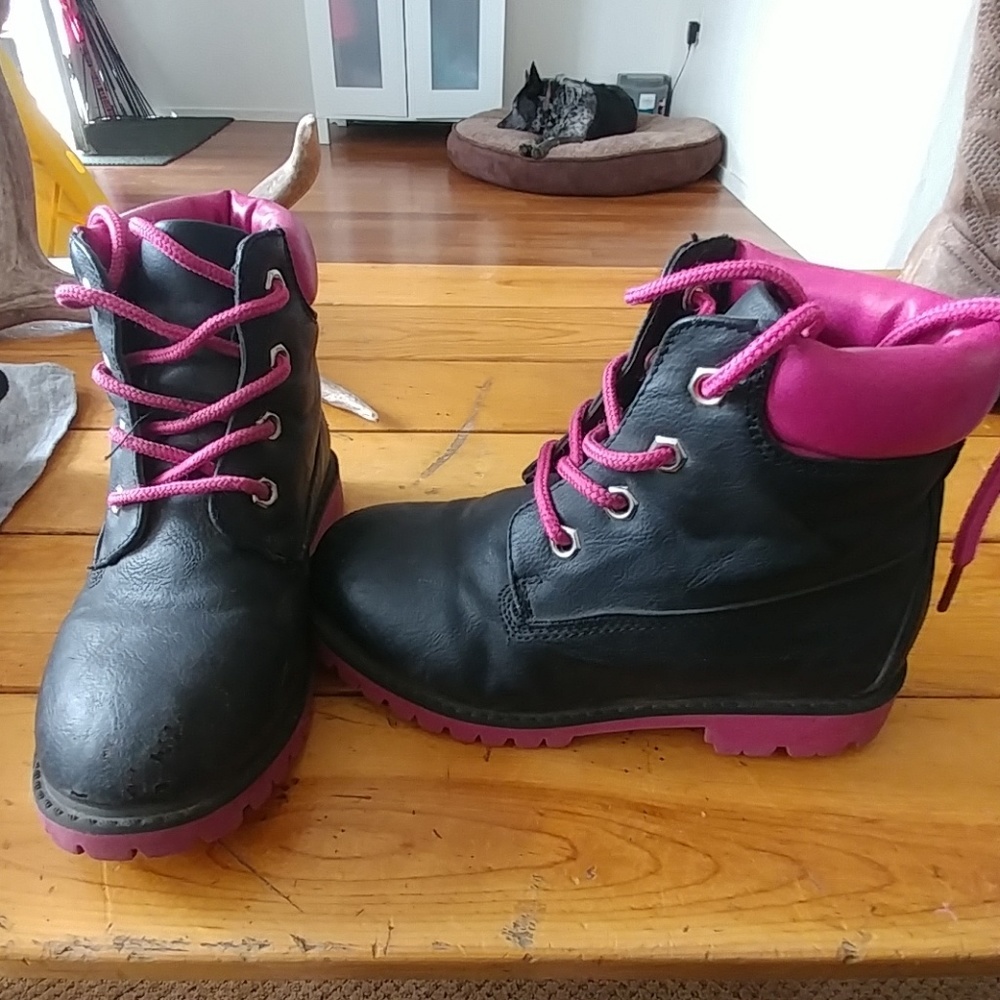 Size 12 girls black pink hiking boots